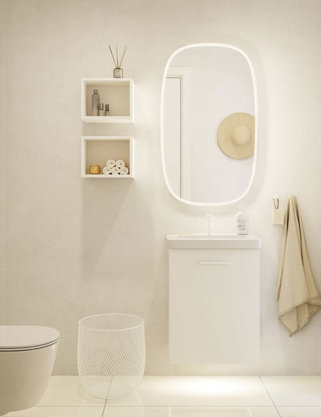 Squircle spegel med belysning och ljusstyrning